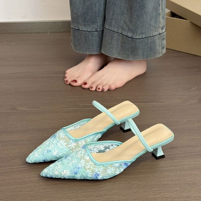 Bao Đầu Nửa Dép Nữ Mùa Hè Mặc Ngoài Ren Hoa Lưới Rỗng Thoáng Khí Mũi Nhọn Nhỏ Gót Nhọn Giày Cao Gót