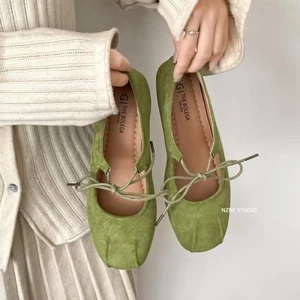 Giày nữ size lớn cho bàn chân béo, giày Pháp Mary Jane da mềm, giày đế mềm lò xo, giày mũ len đế xu