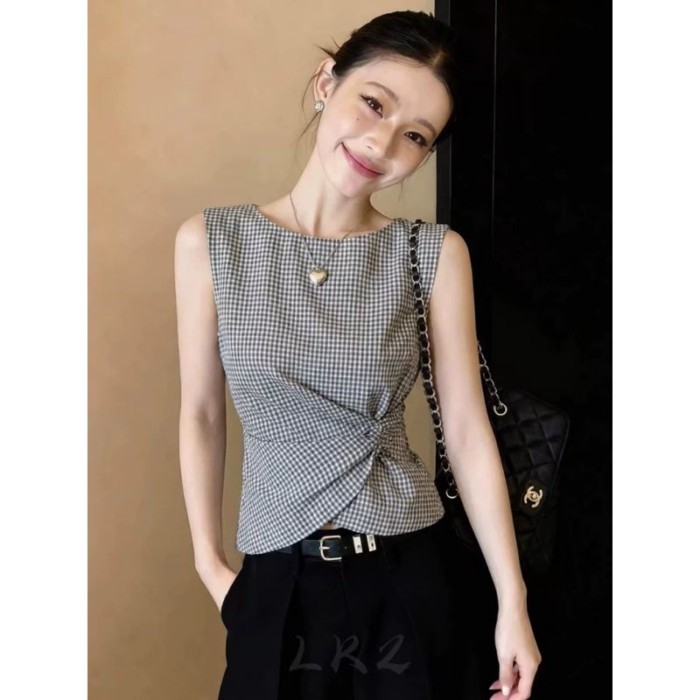 Áo vest không tay kẻ sọc màu xám tương phản sang trọng phong cách Hàn Quốc dành cho nữ áo ngắn x