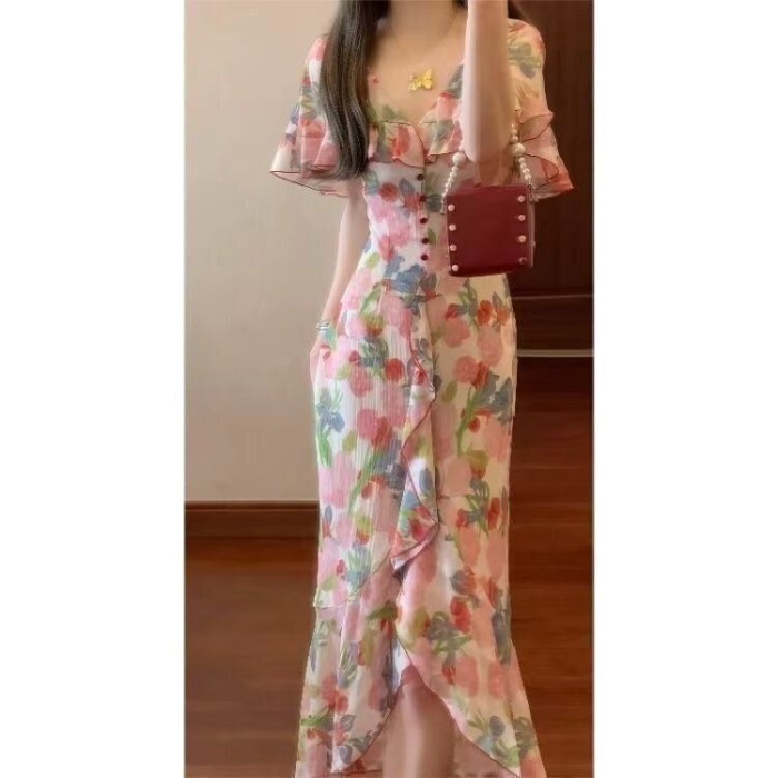 Đầm xù mỏng phong cách mới mùa hè, họa tiết hoa hẹp, phù hợp cho kỳ nghỉ