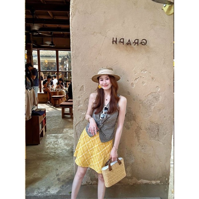 Lan Váy Kẻ Sọc Vàng Retro Style Hàn Quốc, Xu Hướng Dopamine Cho Mùa Hè