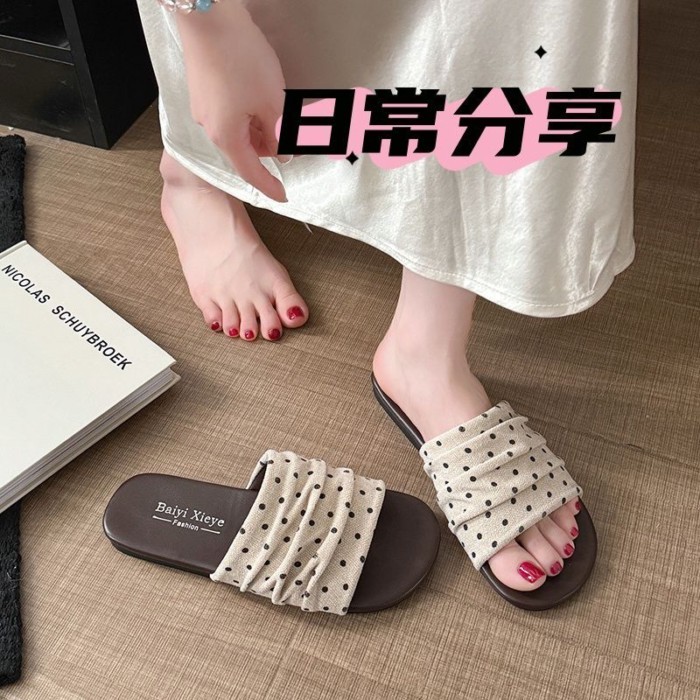 Dép xỏ ngón đáy phẳng chấm bi của Pháp dành cho áo khoác ngoài mùa hè dành cho nữ, dép đế mềm chống