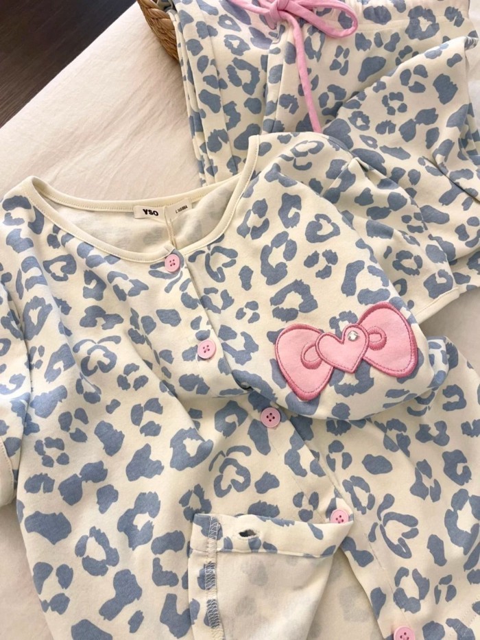 Bộ đồ ngủ in hình da báo màu xanh dễ thương cho bé gái Bộ hai mảnh quần ngắn tay có thể mặc b