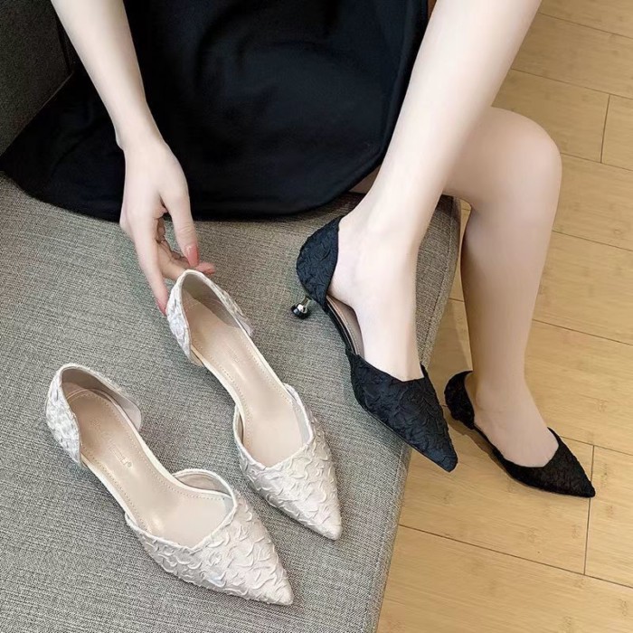 Giày Cao Gót Nữ Xuân Hè Mũi Nhọn Miệng Dẹt Tính Khí Nữ Đa Năng Cổ Rỗng Giày 3Cm