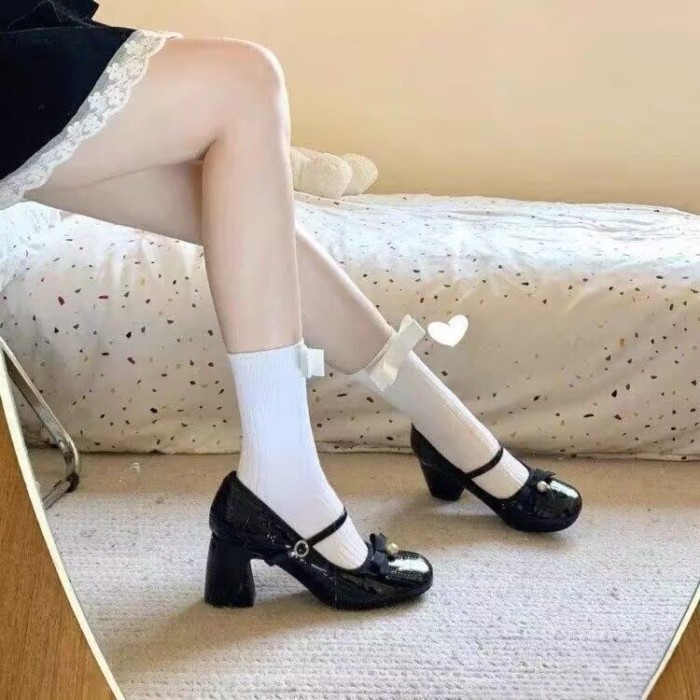 Ngọc trai xinh đẹp phong cách Pháp với váy và giày Mary Jane Giày đơn nữ mới giày cao gót dày