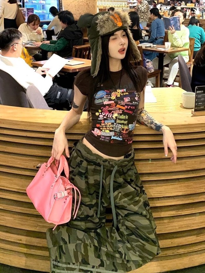 Lan ~ Áo thun đeo vai trang trọng phong cách Mỹ dành cho nữ mùa hè Graffiti in hình Cotton nguyên chất nặng tay ngắn cổ điển Hot Girl Slim @