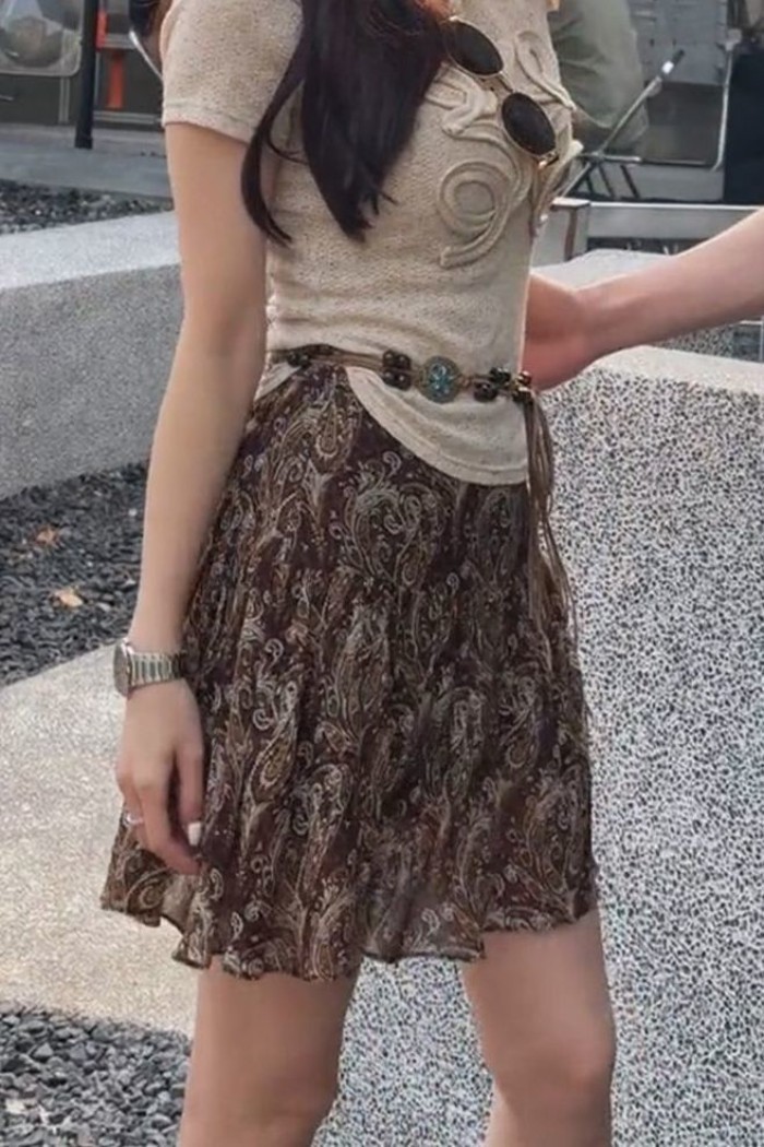 Váy Chữ A Ngắn Phối Họa Tiết Hoa Retro Hạt Điều, Phù Hợp Mặc Mùa Hè