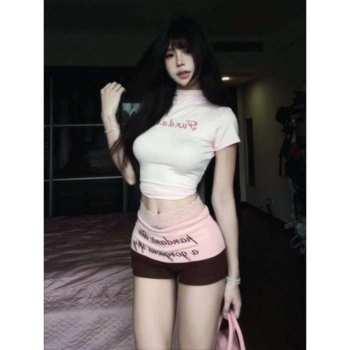 phong cách ham muốn thuần khiết hot girl ren nối in chữ thiết kế thích hợp thời trang quần sh