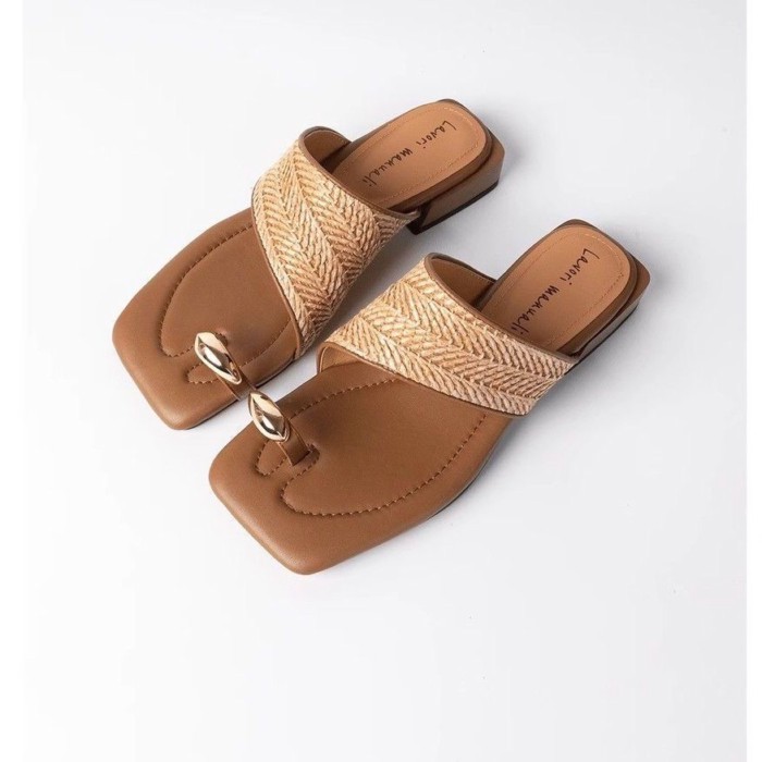 Lan ~ Smile Đi đến cuộc hẹn mùa hè Phong cách kỳ nghỉ Dệt Flip-Flops Gót dày Mặc bên ngoài Dép phong cách mới của Pháp