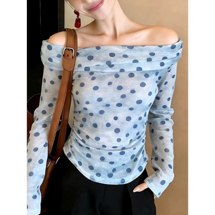 Lan ~ Áo Thun Dài Tay Một Vai Nữ Thiết Kế Super Beau, Họa Tiết Chấm Bi Smudge Phong Cách Trendy
