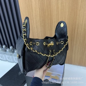 Niche Retro Nách Túi Nhỏ Nữ Phong Cách Mới Kim Cương Dây Xích Xô Túi Kết Cấu Phù Hợp Với Túi Một Vai