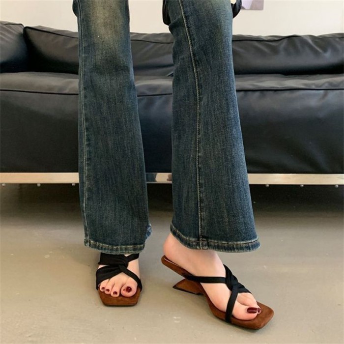 Thời Trang Retro Da Lộn Vuông Mũi Quai Quai Nêm Giày Sandal Nữ Mùa Hè Gót Dày