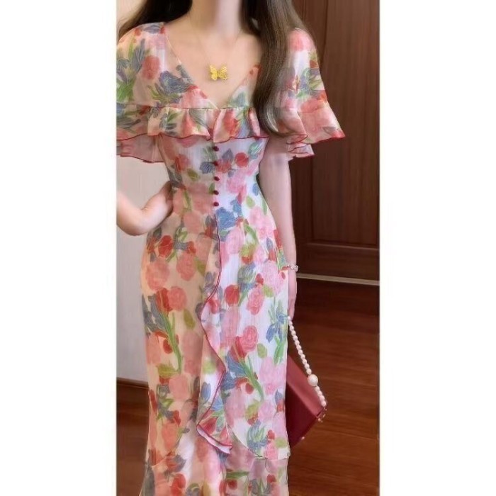 Đầm xù mỏng phong cách mới mùa hè, họa tiết hoa hẹp, phù hợp cho kỳ nghỉ