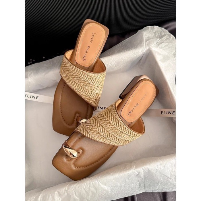 Lan ~ Smile Đi đến cuộc hẹn mùa hè Phong cách kỳ nghỉ Dệt Flip-Flops Gót dày Mặc bên ngoài Dép phong cách mới của Pháp