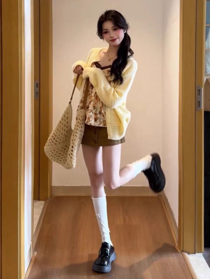 kỳ nghỉ xuân hè hai phong cách Pháp mới đơn giản hot girl áo yếm ren hoa giảm béo áo rộng ngọ