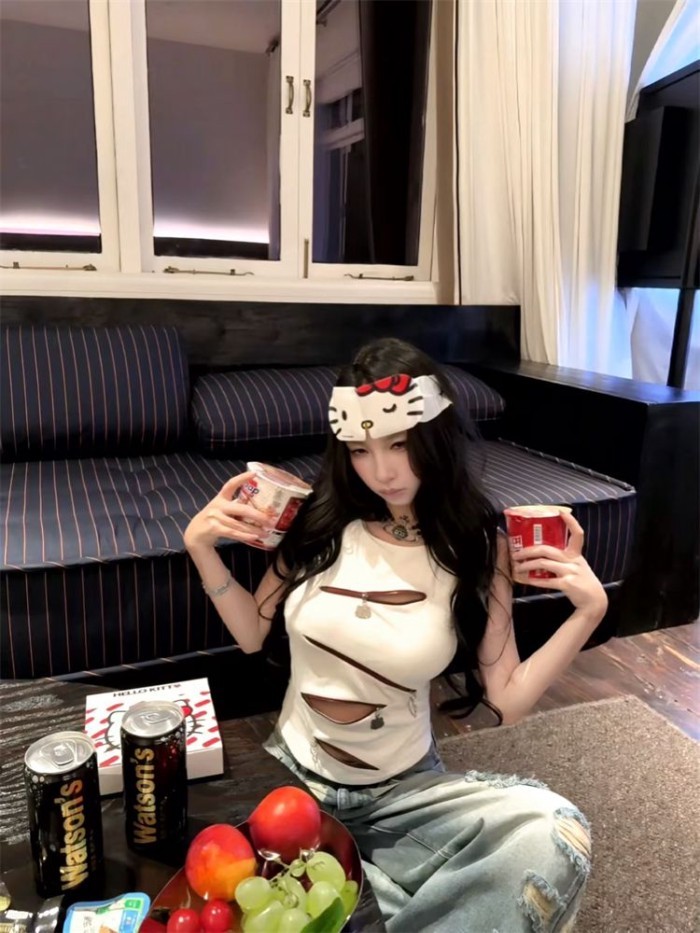 Hot Girl Mỹ Dây Kéo Khoét Hở Cổ Tròn Yếm Nữ Mùa Hè Mỏng, Độc Đáo Và Tinh Khiết Sắc Không Tay