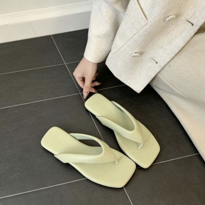 Dép xỏ ngón đế bệt cho nữ mặc ngoài mùa hè phong cách mới Dép xỏ ngón cao cấp siêu hot Dép đi