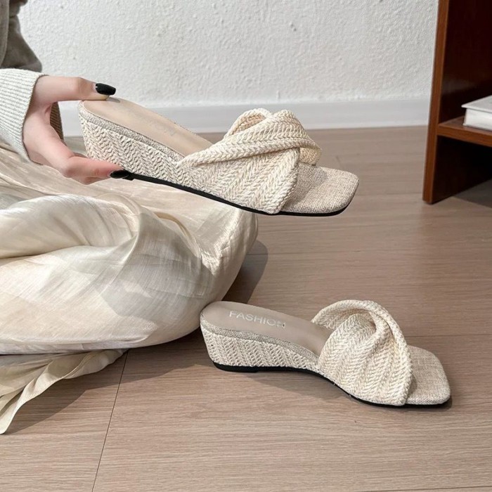 Dép dệt kiểu cổ điển của Pháp dành cho nữ, gót dày thời trang và đa năng với váy, dép đế nêm