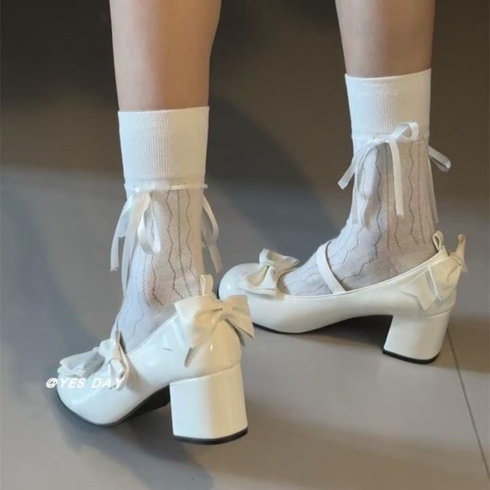 Giày mũi tròn kiểu Pháp gót dày nông mũi tròn da nhỏ cho nữ Giày mùa xuân Velcro Mary Jane đa năng