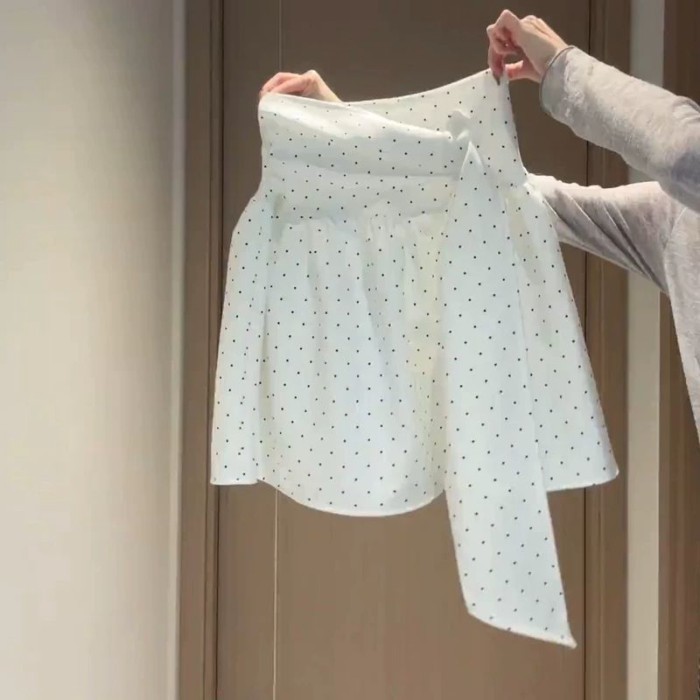 Váy chữ A dáng rộng chấm bi đi làm kiểu Hàn Quốc dành cho nữ mùa xuân Váy ngắn đa năng lưng cao chố