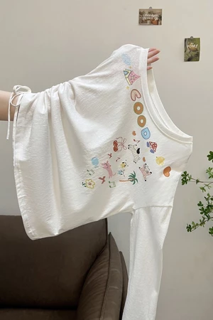 trắng chữ in graffiti dài tay cổ tròn áo thun nữ xếp li rời bên trong xếp lớp áo sơ mi hàng đ