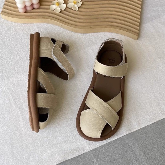 Giày học sinh đế bằng nữ, sandal đế mềm đa năng phong cách retro mũi nhọn, giày La Mã thông t