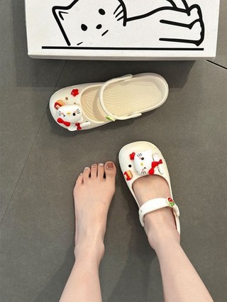 Mùa hè đi ngoài trời dép dopamine để chụp ảnh dép lỗ mèo ba chiều hoạt hình đa năng và dễ thư