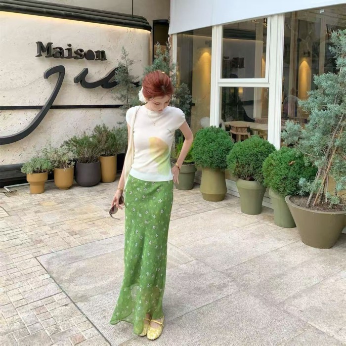 Khúc dạo đầu tình yêu Khí chất cổ điển Thiết kế váy hoa đuôi cá Váy dài