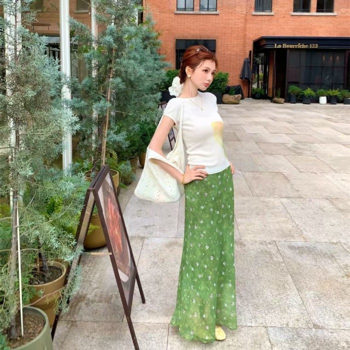 Khúc dạo đầu tình yêu Khí chất cổ điển Thiết kế váy hoa đuôi cá Váy dài