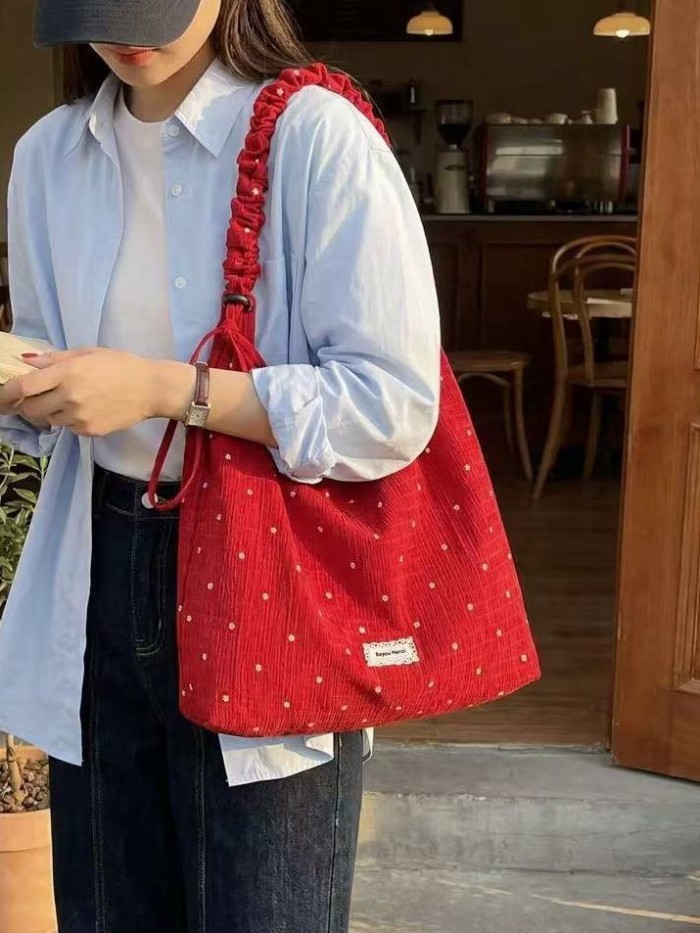 Túi vải canvas màu đỏ chấm bi phong cách Hàn Quốc dành cho nữ mùa xuân hè mới sức chứa lớn đi
