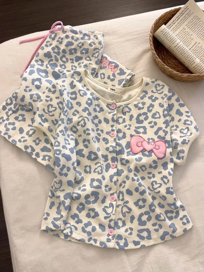 Bộ đồ ngủ in hình da báo màu xanh dễ thương cho bé gái Bộ hai mảnh quần ngắn tay có thể mặc b