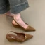 Dép sandal mũi nhọn phong cách retro Pháp dành cho nữ mùa hè mới có khóa kim loại dây đeo sau