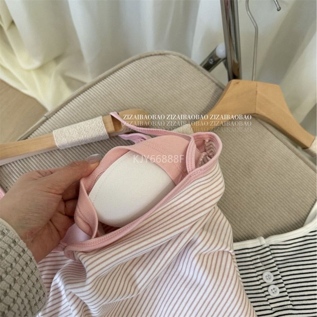 Mùa Hè Camisole Sọc với Miếng Lót Bên Ngoài, Form Skinny Phù Hợp Cho Các nàng