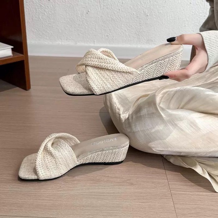 Dép dệt kiểu cổ điển của Pháp dành cho nữ, gót dày thời trang và đa năng với váy, dép đế nêm