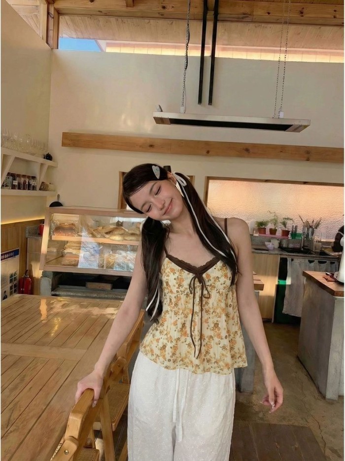 Mùa Xuân Và Mùa Hè Hoa Suspender Pháp Phong Cách Mới Ren Hot Girl Áo Giả Hai Dây Ngọt Ngào, d