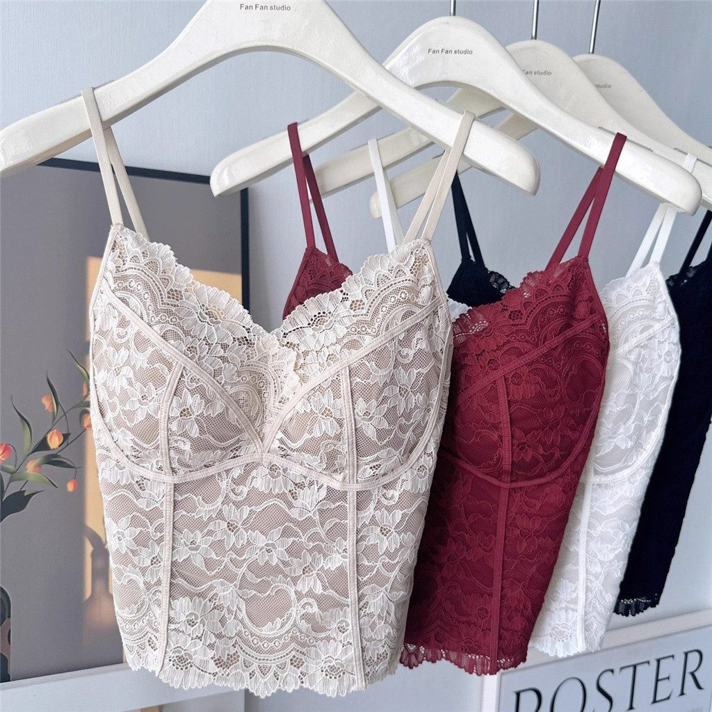 Camisole nữ ren Pháp có miếng lót ngực, dáng ôm, phù hợp mùa thu, thích hợp mặc cả bên trong lẫn bên ngoài.