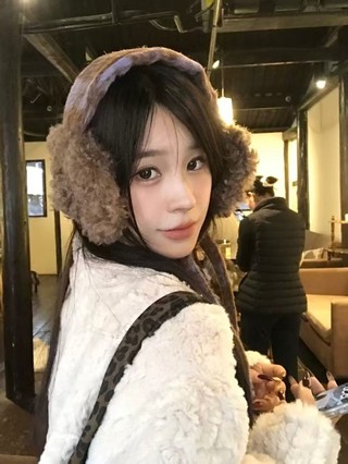 Bịt tai kẻ sọc len retro style Hàn Quốc, giữ ấm cho ears