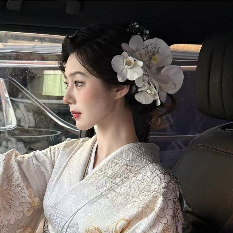 Kẹp Tóc Phong Cách Hàn Quốc Thiết Kế Hoa Cho Những Lần Đi Biển Và Du Lịch