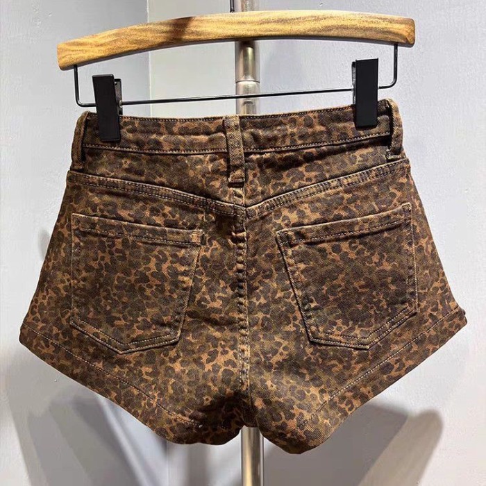 nhỏ phong cách retro giản dị mới quần short denim in họa tiết da báo eo cao mỏng mỏng ngọt ngào