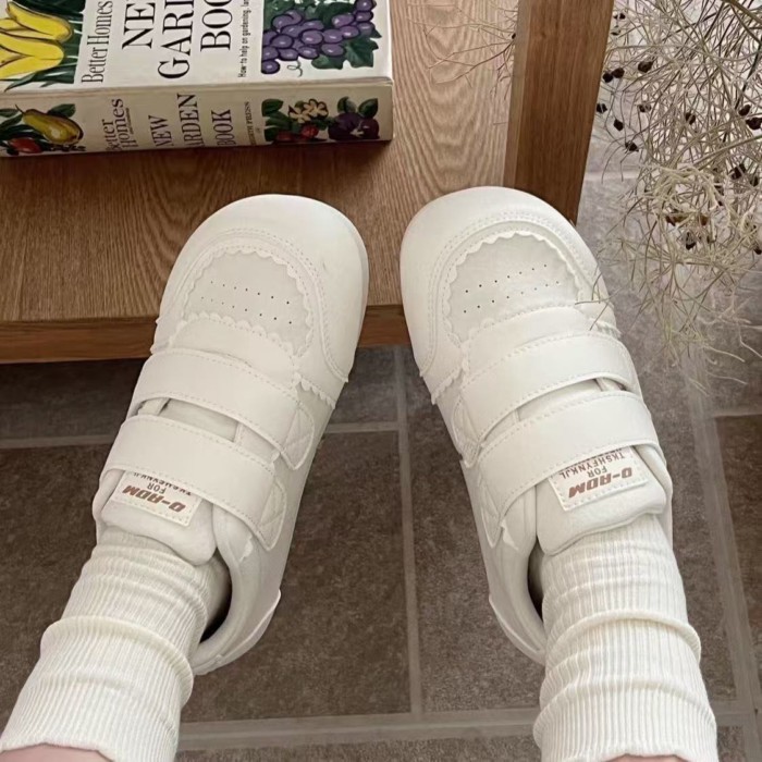 Giày Velcro trắng dành cho nữ sinh viên phối váy, giày thể thao, giày bệt rèn luyện đạo đức, giày t