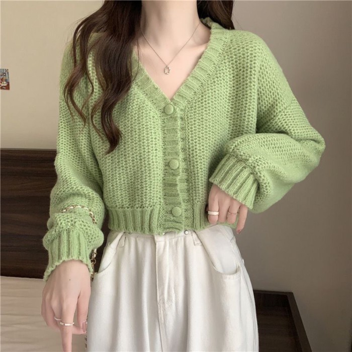 Áo khoác len cardigan dáng ngắn dáng rộng phong cách Hàn Quốc dành cho nữ có vóc dáng nhỏ nhắn kèm