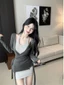 Bộ đồ hai dây màu xám dành cho nữ mùa thu hot girl áo cardigan cổ chữ V dáng thon gọn