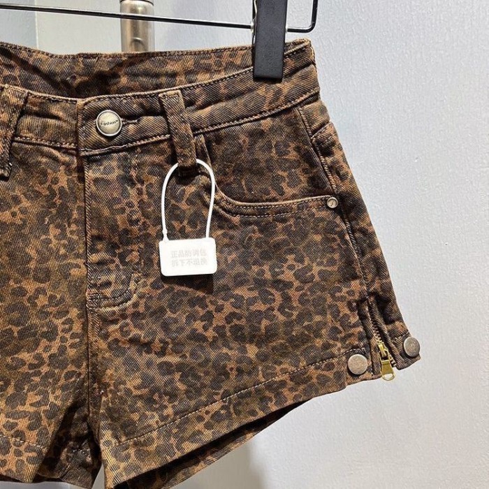 nhỏ phong cách retro giản dị mới quần short denim in họa tiết da báo eo cao mỏng mỏng ngọt ngào