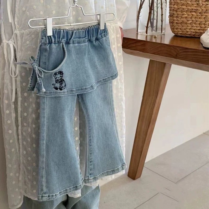 Quần áo trẻ em phong cách Hàn Quốc cho bé gái, quần lò xo, quần jeans rèm mông xanh thời tran