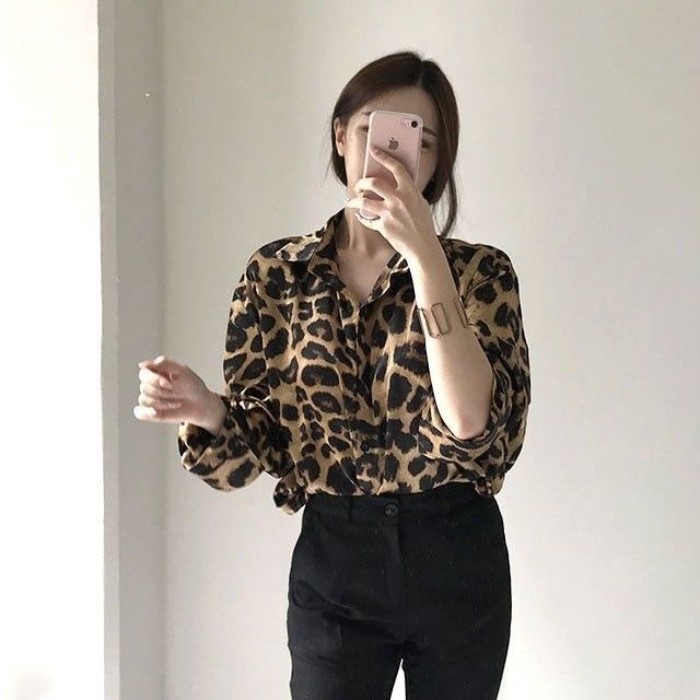 Áo sơ mi dài tay dáng rộng in họa tiết da báo mùa thu sang trọng dành cho nữ