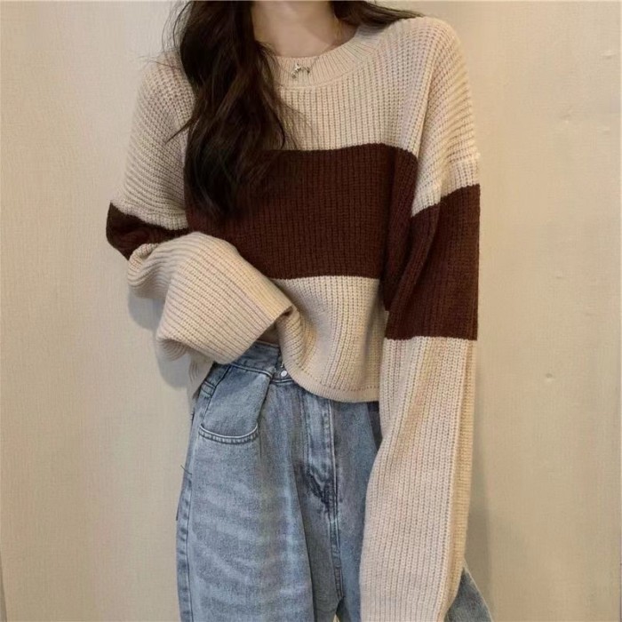 Áo len ngắn phong cách rừng dài tay áo len dệt kim dáng rộng đáy mùa đông