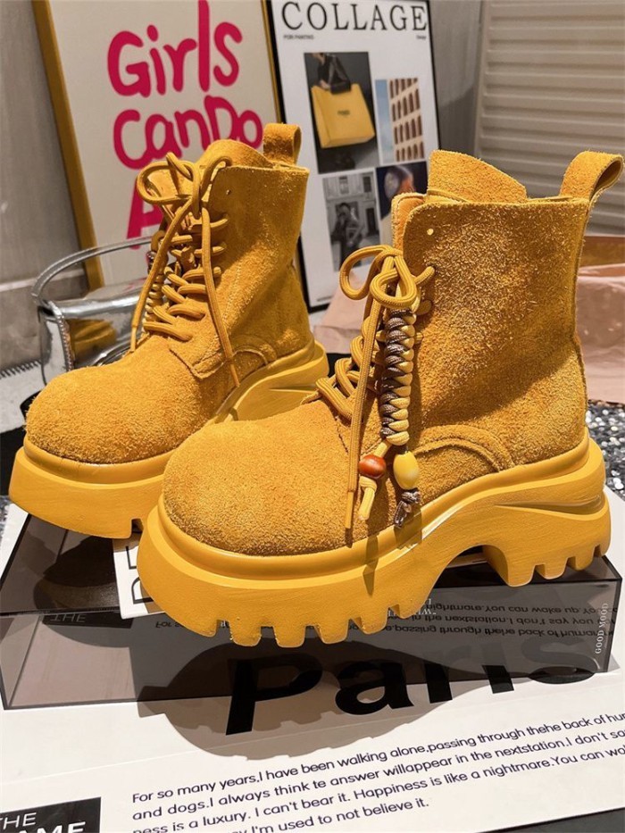 Giày bốt Martin nubuck da mềm phối ren tua rua ngón chân cái Giày bốt đi xe máy bốt ngắn giày nữ