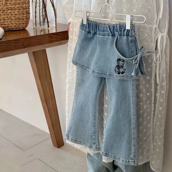 Quần áo trẻ em phong cách Hàn Quốc cho bé gái, quần lò xo, quần jeans rèm mông xanh thời tran