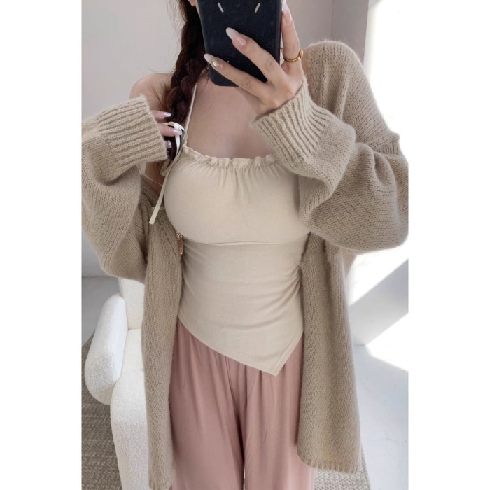 Đáy đi kèm miếng đệm ngực, dây đeo cổ màu hoa mai, khát vọng thuần khiết, vest ôm sát nấm gợi cảm,