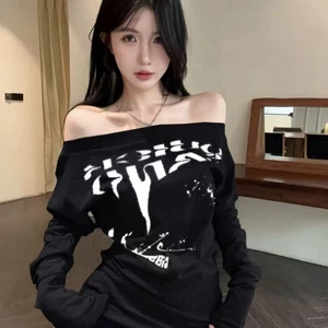 Áo thun dài tay lệch vai màu xám dành cho nữ mùa thu hot girl áo trễ vai một bên trông cực xinh và